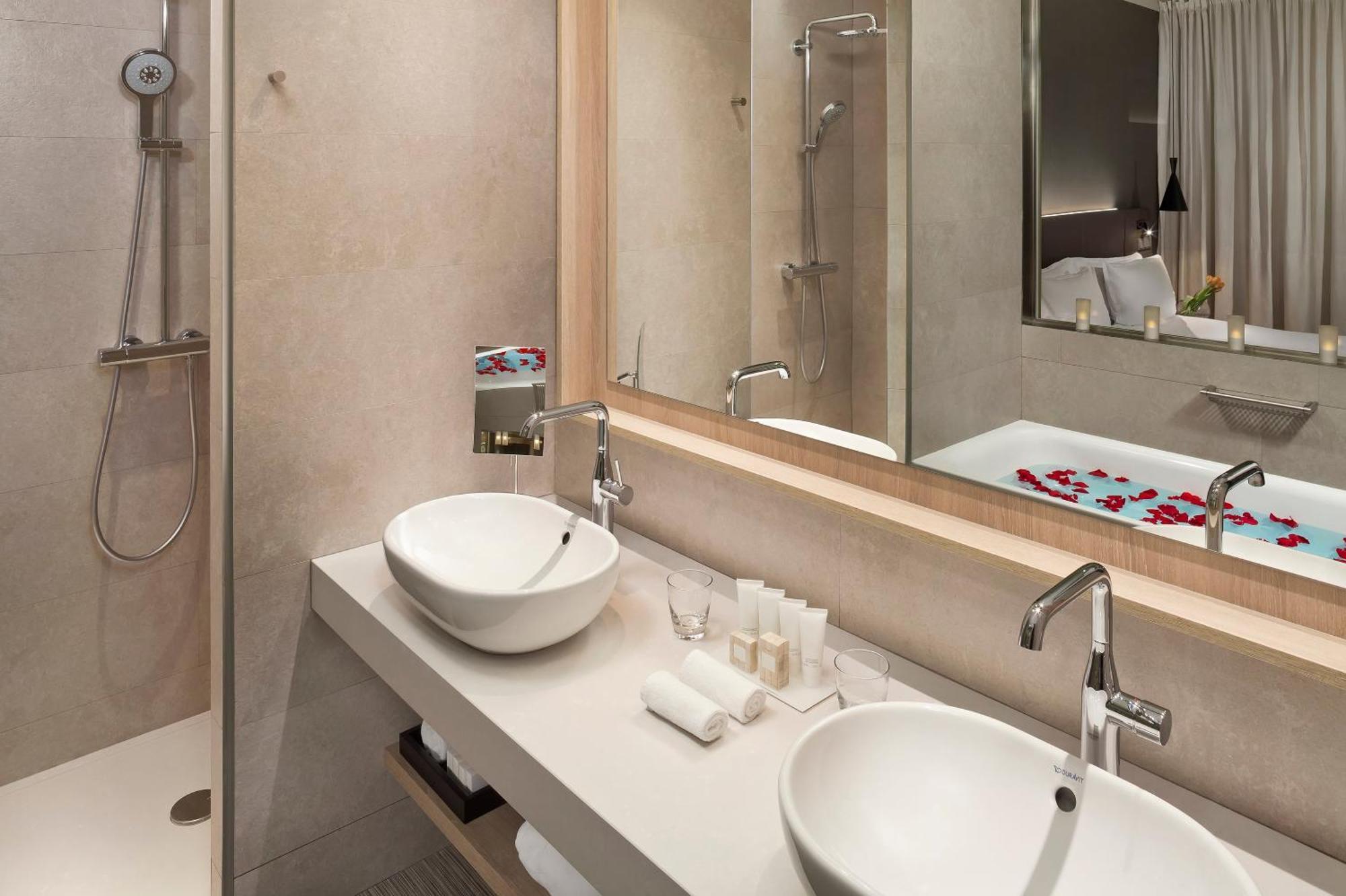 The Level Suite City View